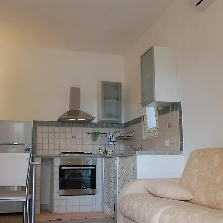 Дом отдыха Marianna Остуни